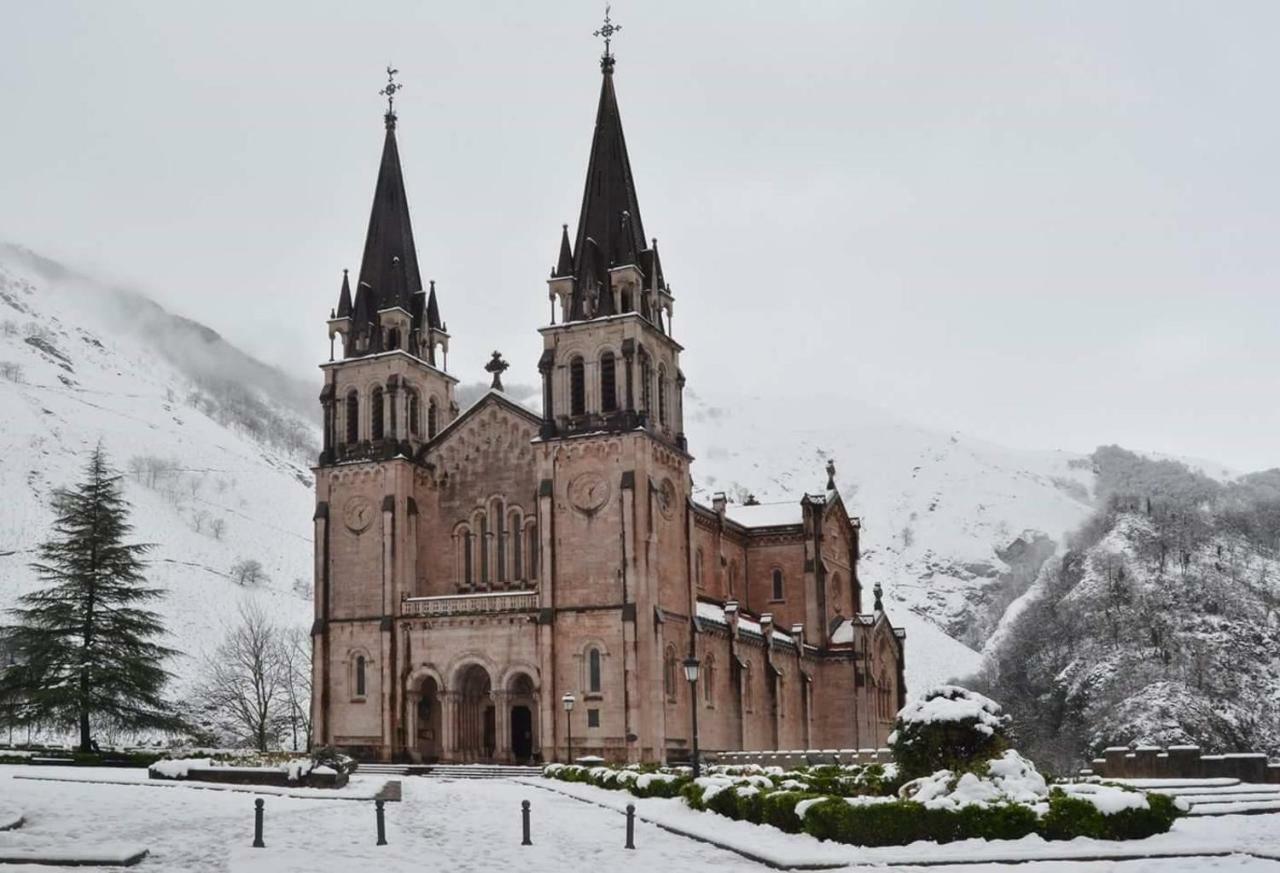 Casa Rural Priena Covadonga Esterno foto